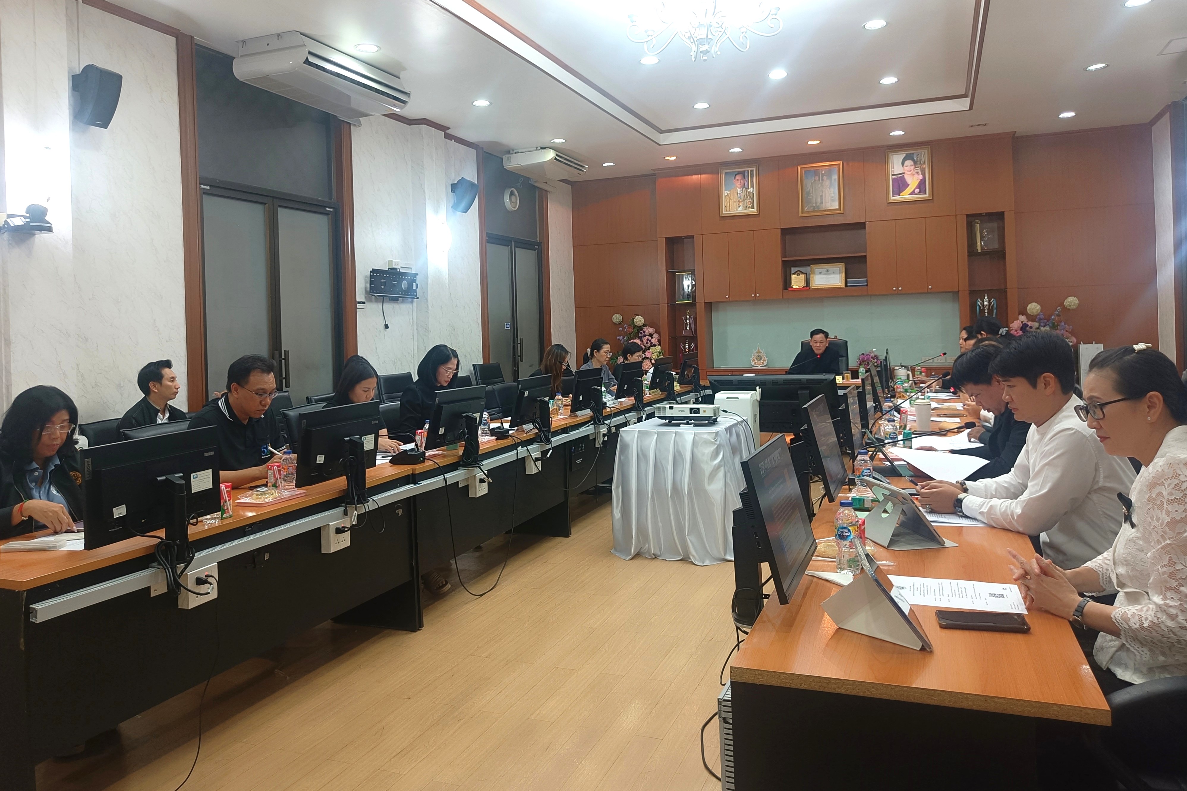 title - ประชุมคณะทำงานกำกับ ติดตาม ร่วมบูรณาการงานจัดที่ดินของสำนักงานการปฏิรูปที่ดินเพื่อเกษตรกรรม (ส.ป.ก.) พร้อมมีการประชุมผ่านระบบออนไลน์ ครั้งที่ 1/2569